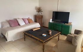 Casa antigua en Barrio Tranquilo